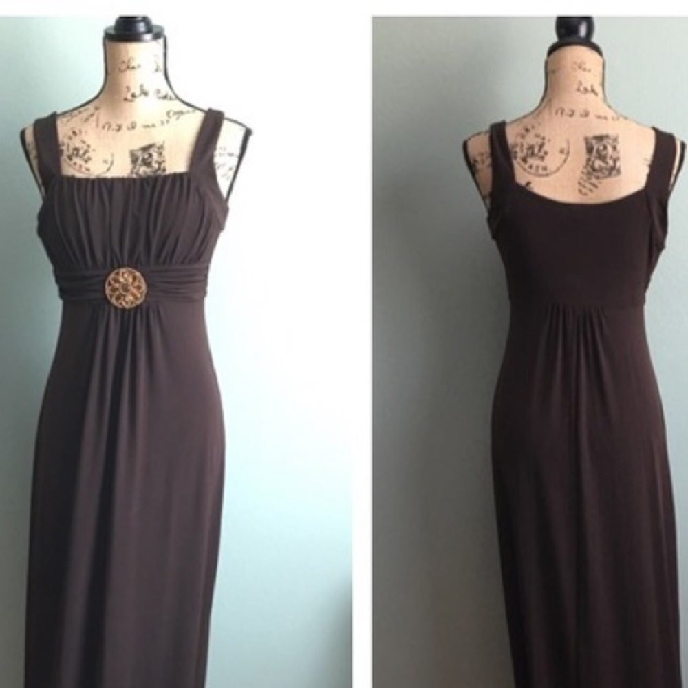 Brown short dress